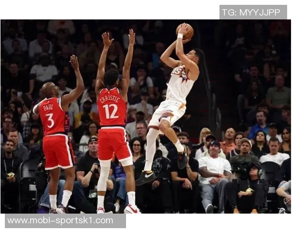 杰伦格林加盟太阳后表现抢眼三场比赛场均贡献143分助球队全胜